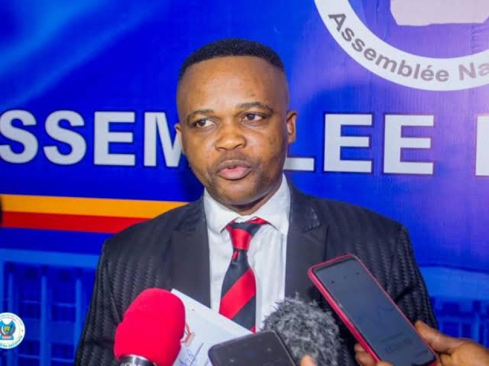Le député national Nsingi Pululu