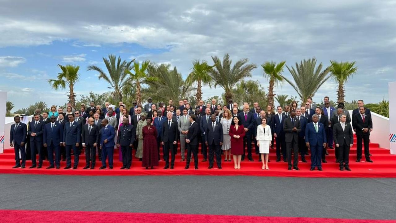Photo de famille à l'ouverture du 18 sommet de la Francophonie à Djerba
