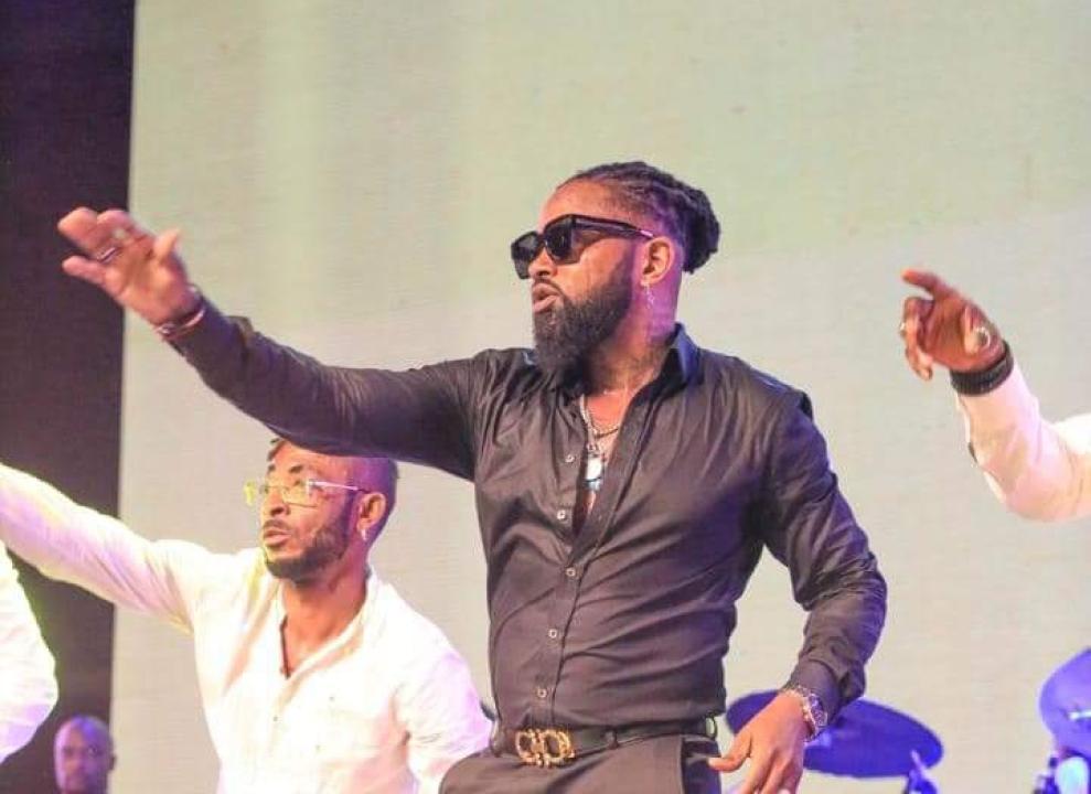 Ferré Gola en plein concert au palais de congrès de Sofitel Hôtel Ivoire d'Abidjan. [Photo d'illustration]