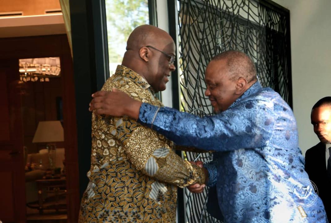 Des chaleureuses accolades entre président Félix Tshisekedi et l'Ex-président du Kenya, Uhuru Kenyatta
