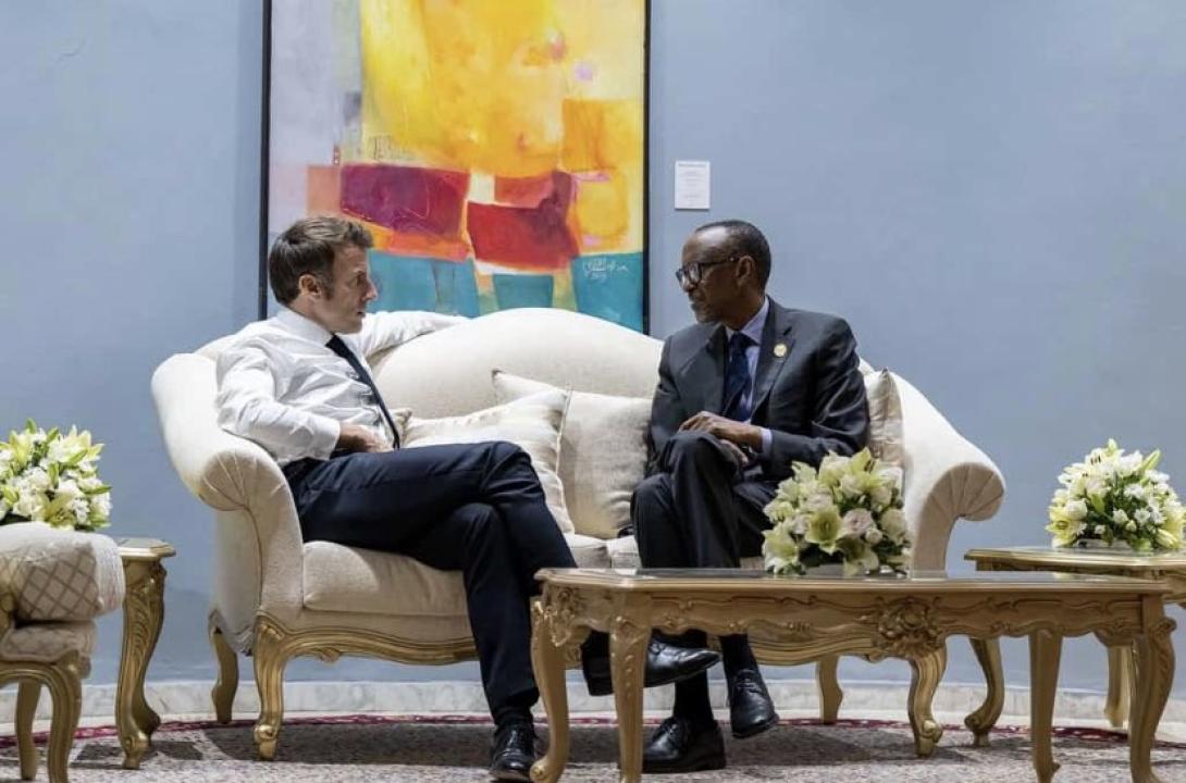 Le président français Emmanuel Macron et Paul Kagame, président rwandais, lors du sommet de Djerba (Tunisie) lors du dernier sommet de la Francophonie