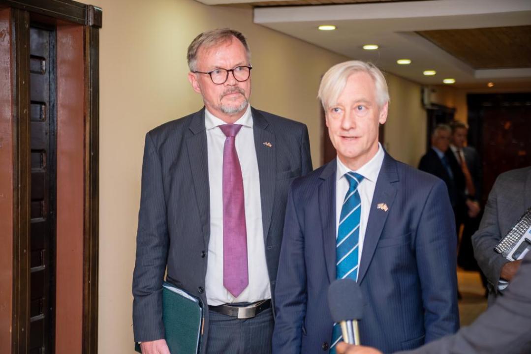 Une délégation de la Norvège conduite par  Erling Rimestad, Secrétaire d'État au ministère des Affaires étrangères, après la rencontre avec le deuxième vice-président de la CENI Didi Manara