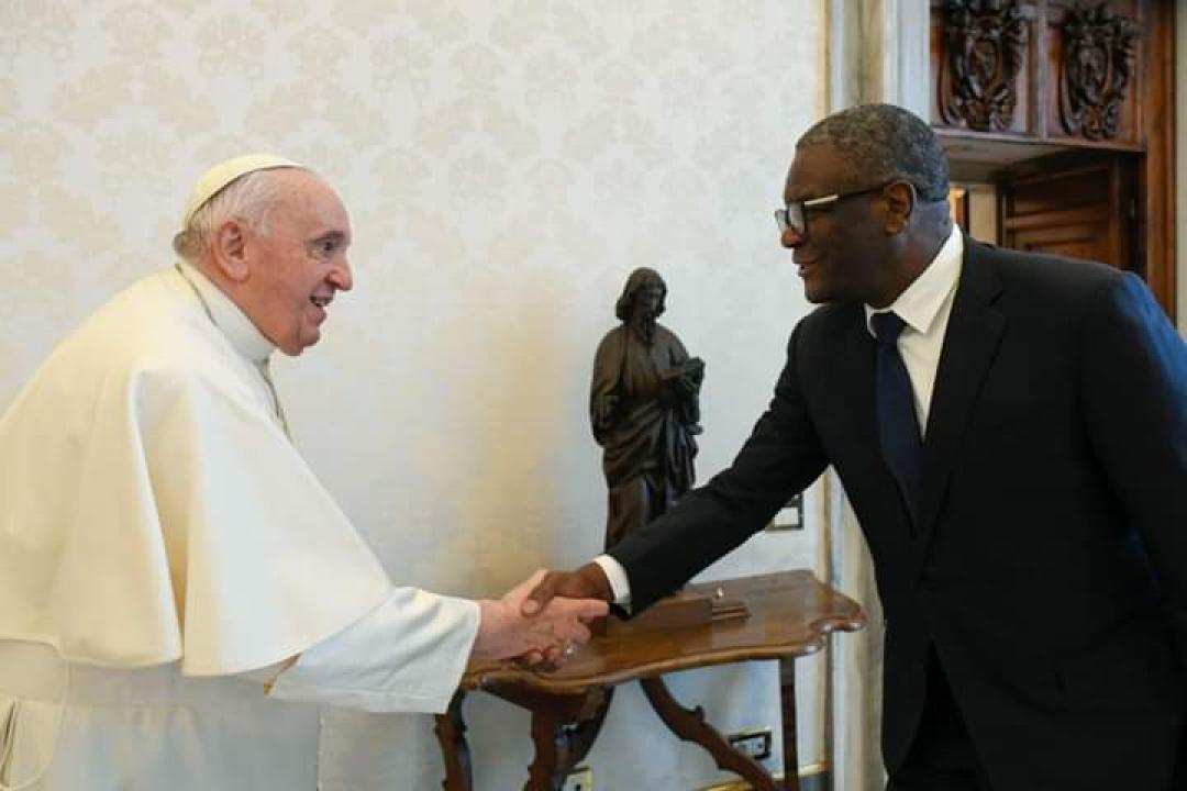 Le prix Nobel Denis Mukwege reçu en audience par le Pape François, vendredi 09 décembre 2022