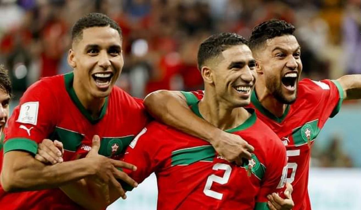 Les joueurs marocains en pleine célébration d'un but.