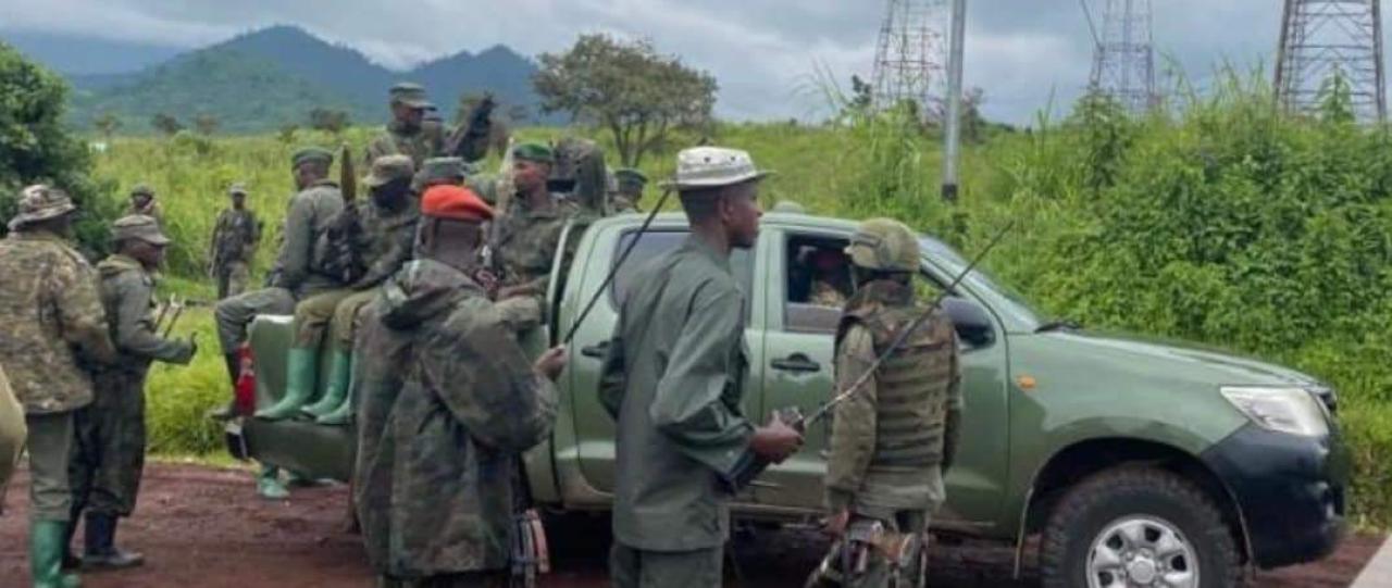 Les terroristes du M23 à Rumangabo sur la place dénommées trois antennes