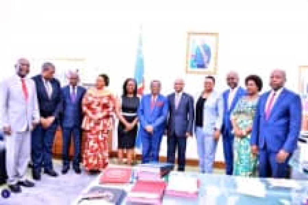 Le bureau du sénat congolais et la délégation conduite par le président du sénat Kényan à Kinshasa