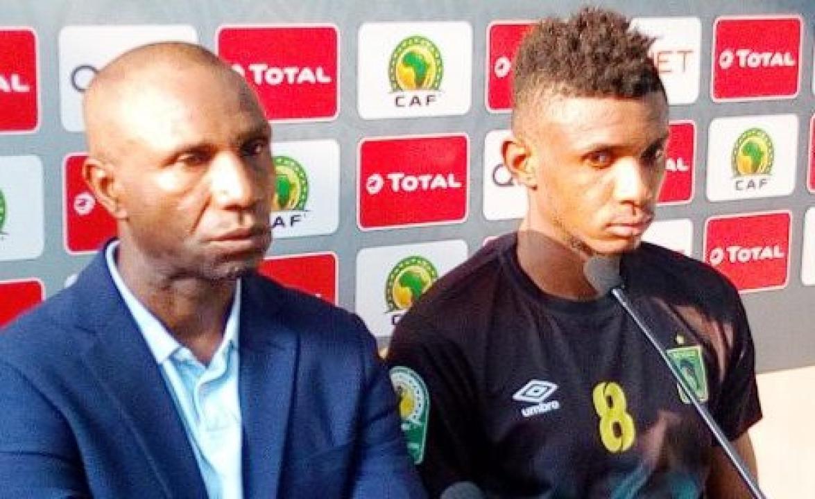 Florent Ibenge et Fabrice lors d'une conférence de presse à l'AS VClub. [Photo d'illustration]