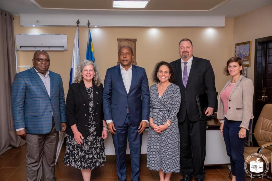 Le Président de la CENI, Denis Kadima et une délégation de l'USAID