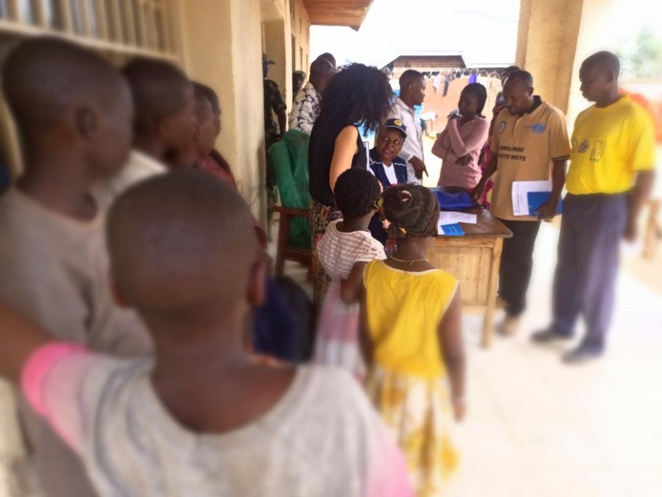 Sept enfants mineurs dépendant des ADF qui se sont aux FARDC puis remis à la Monusco ce vendredi 10 février 2023 à Beni