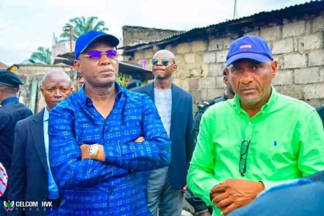 Le gouverneur de la ville de Kinshasa , Gentiny Ngobila et son Vice , Gérard Mulumba. Photo d'illustration