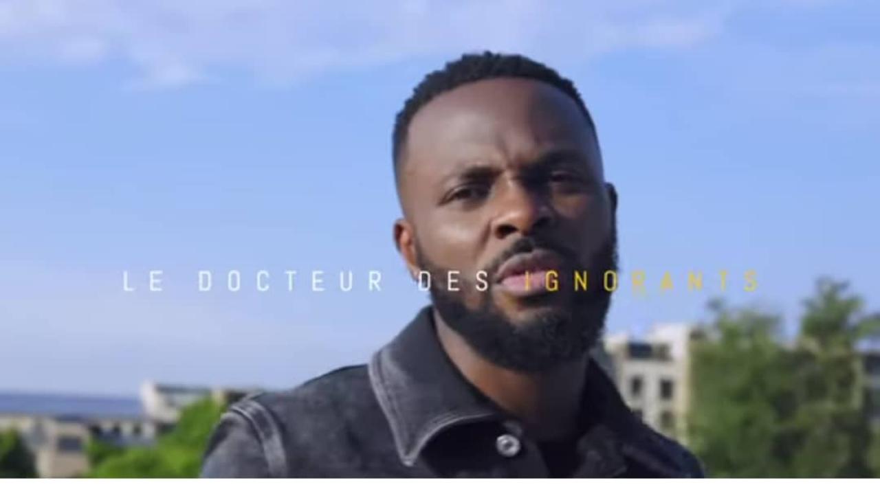 *Musique : le single "Docteur des ignorants" annonce les couleurs du prochain opus d' Héritier Wata   Par Gratis Makabi   L'artiste musicien, Héritier Wata a largué, ce vendredi 10 mars 2023, son nouveau single "Docteur des ignorants", en collaboration avec Jack'love, sur Youtube et toutes autres plateformes de téléchargement musical.  Cette œuvre, conçue avec la chanteuse de la team Wata, annonce les couleurs du prochain album de Héritier Wata intitulé "Sur le chemin de la gloire" qui sera sur le marché de