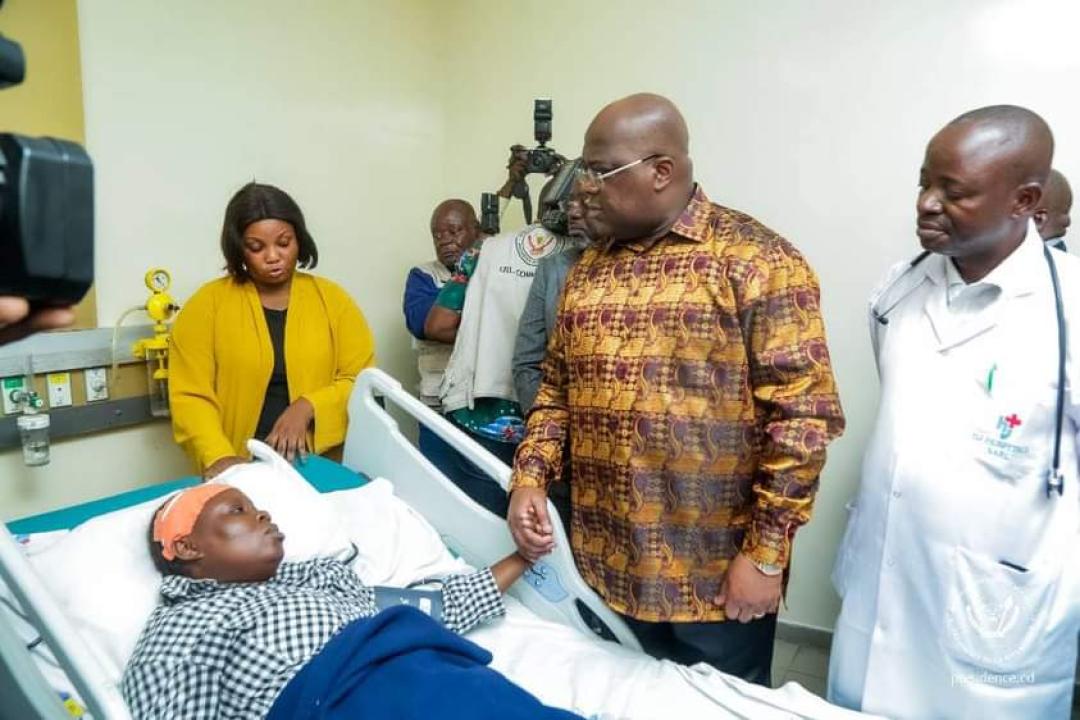 Le chef de l'État se renseigne sur la santé de la journaliste Geonne Djokwa