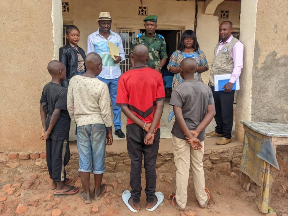 Quatre enfants mineurs libérés des ADF et remis au bureau de protection d'enfants de la Monusco de Beni par les FARDC