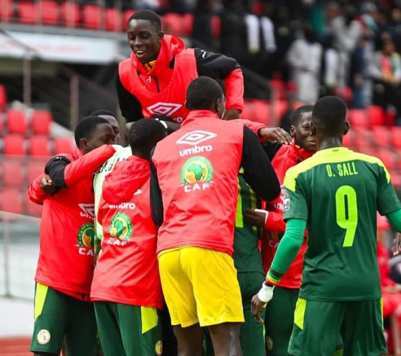 Les Lionceaux de la Teranga du Sénégal en pleine célébration.