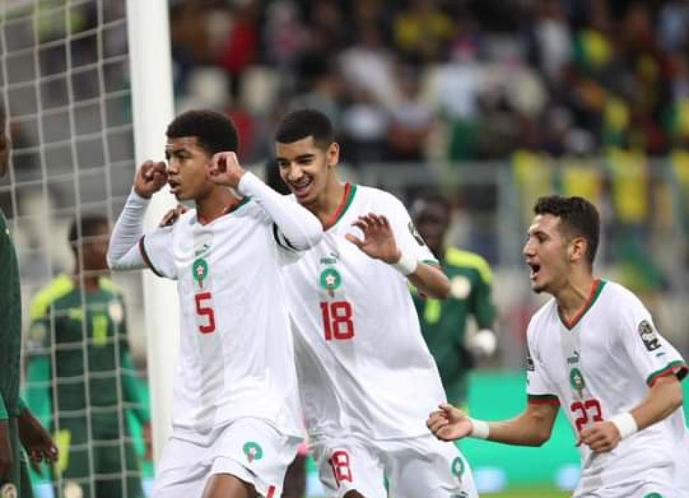 Les Lionceaux de l'Atlas du Maroc en pleine célébration d'un but.