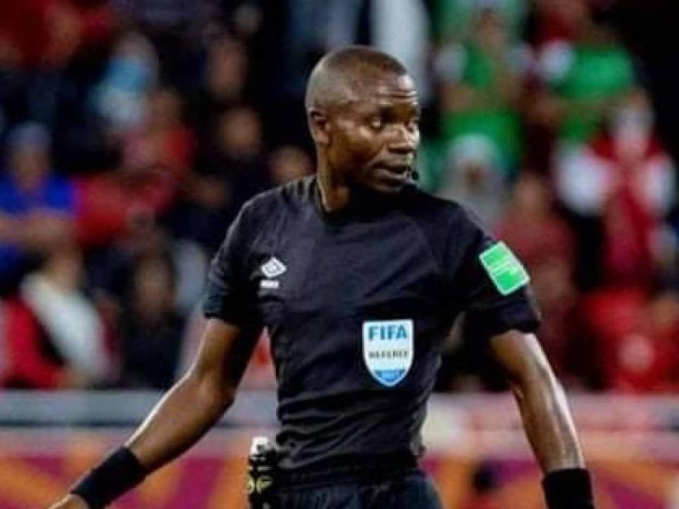 L'international arbitre central congolais, Jean-Jacques Ngambo.
