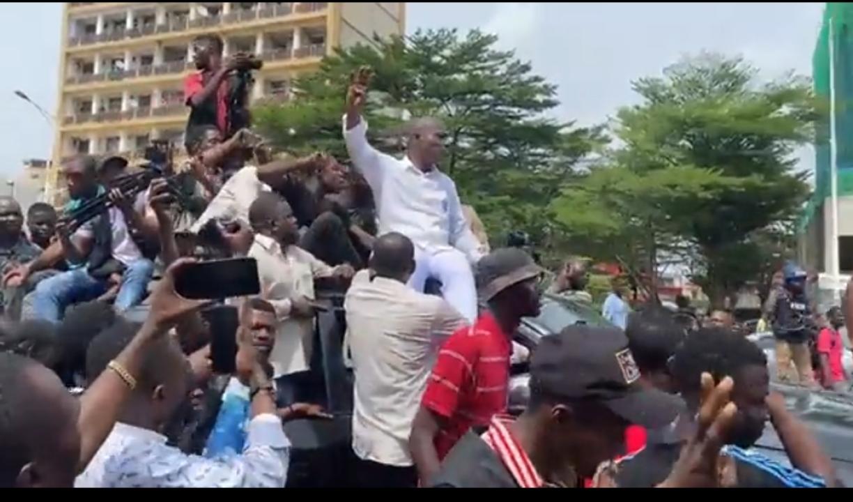 Martin Fayulu assis sur son véhicule quittant le lieu de la manifestation ( photo d'illustration)