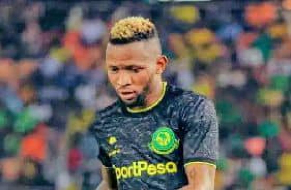 Joyce Lomalisa sous les couleurs de Young Africans.