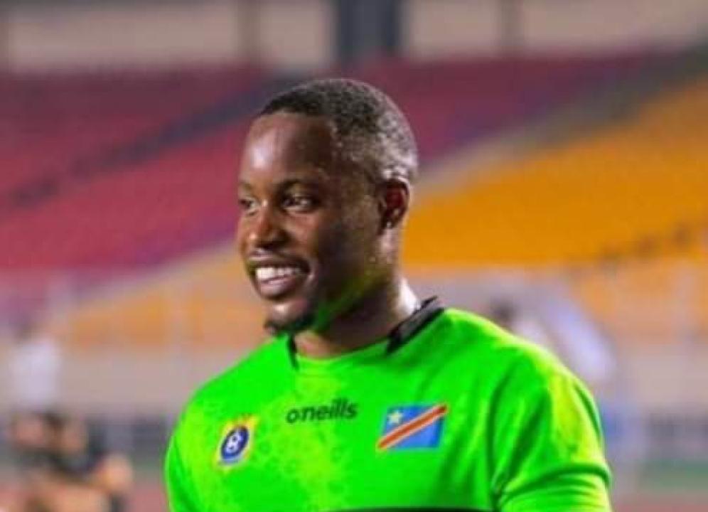 Lionel Mpasi lors d'une séance d'entraînement des Léopards, au stade des martyrs.
