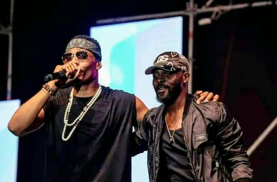 Gally Garvey et Héritier Wata, au terrain GD.
