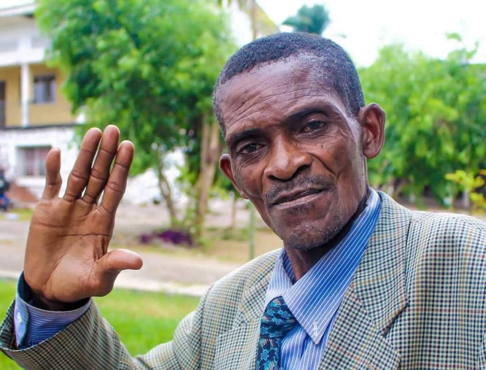 Le Néologiste Eddy Malou