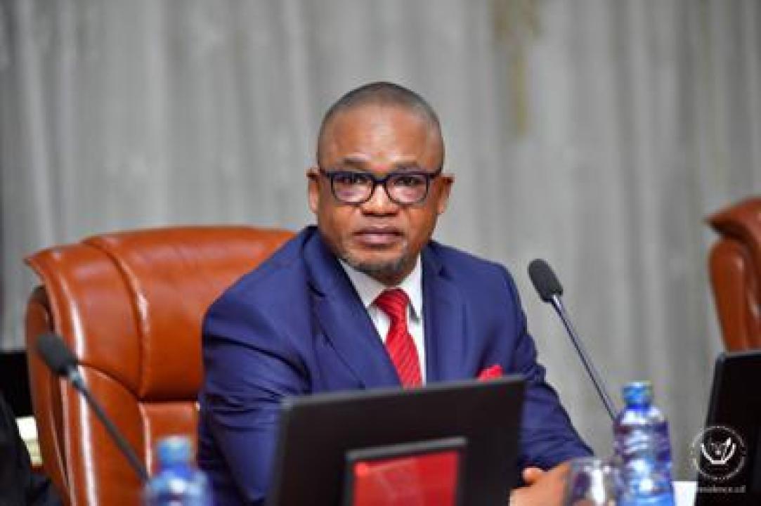 Le VPM de l'intérieur, Peter kazadi