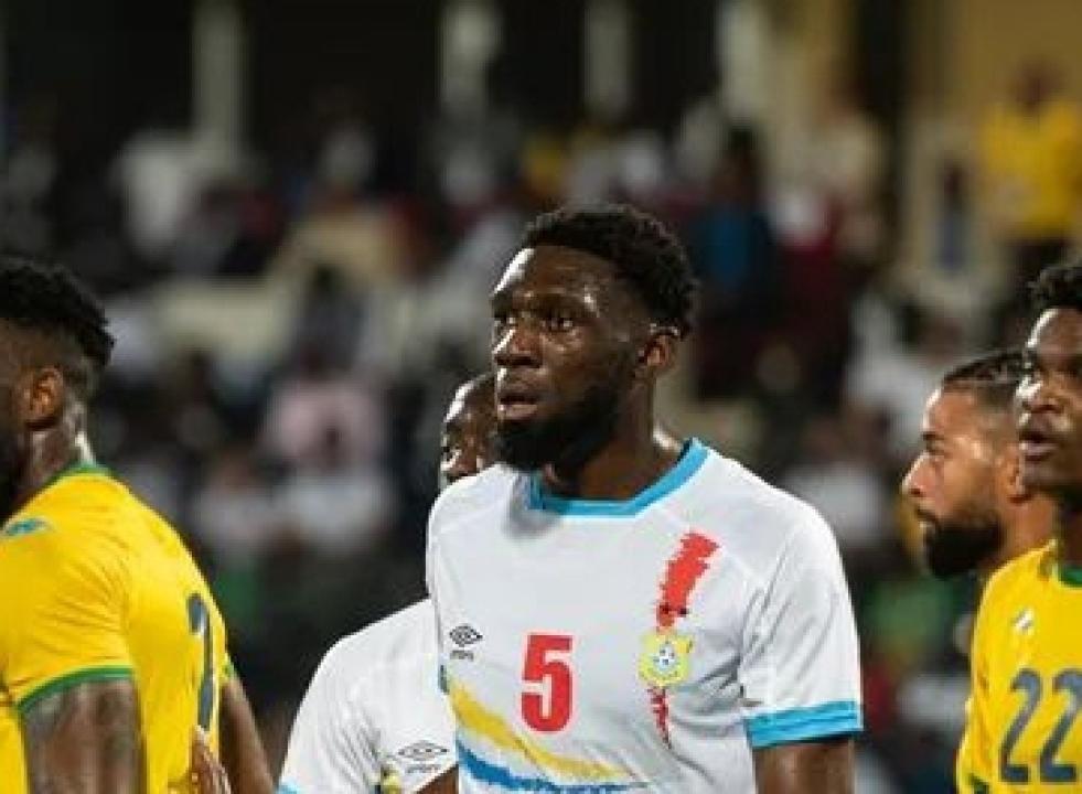 Dylan Batubinsika lors de l'affiche Gabon-RDC à Franceville.