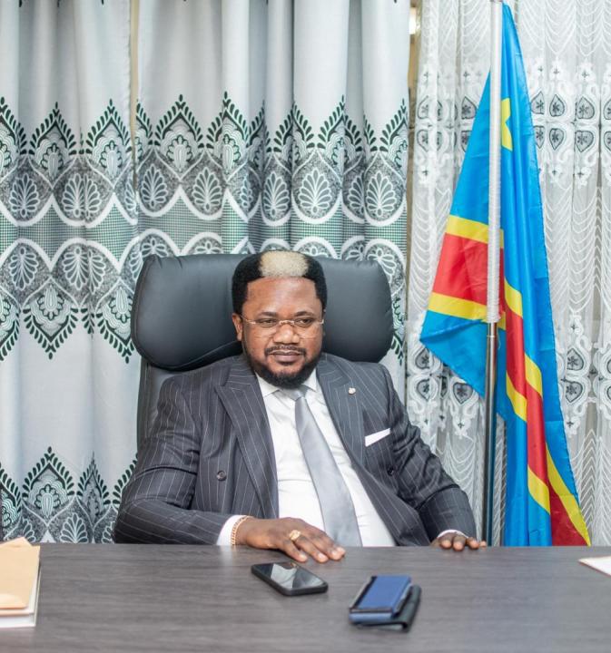 Thierry Monsenepwo, cadre l'Union sacrée pour la Nation