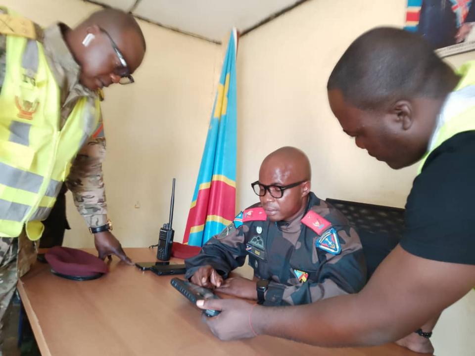 Le Général de Brigade Somwe Eva lors de son identification biométrique dans la ville de Butembo