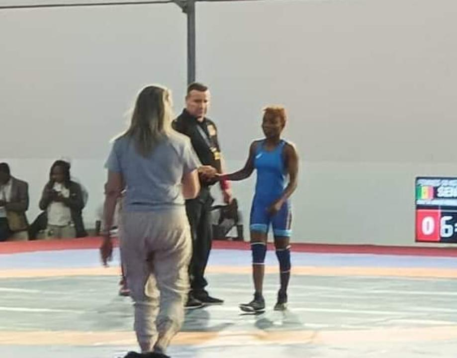 La lutteuse congolaise, Chancelvie Gomba après sa défaite contre la sénégalaise Rosalie Diata. [Photo d'illustration]