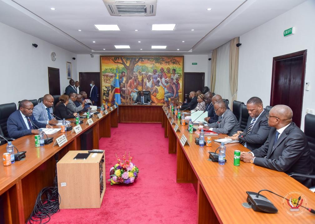 Le Premier Ministre Sama Lukonde lors d'une réunion avec les parties prenantes impliquées dans l'organisation des 9e Jeux de la francophonie.
