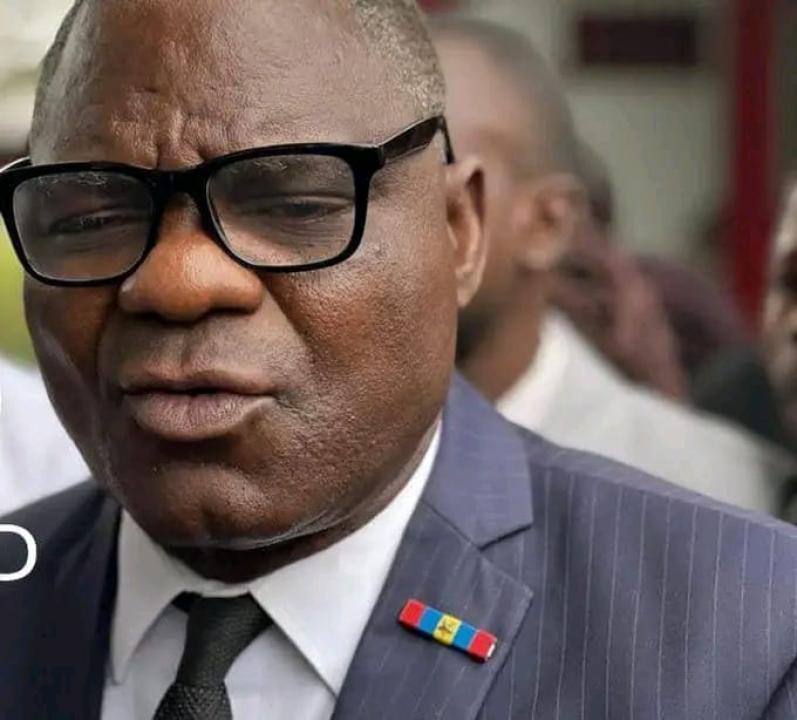 Le professeur Luzolo Bambi Lessa , ministre honoraire de la justice