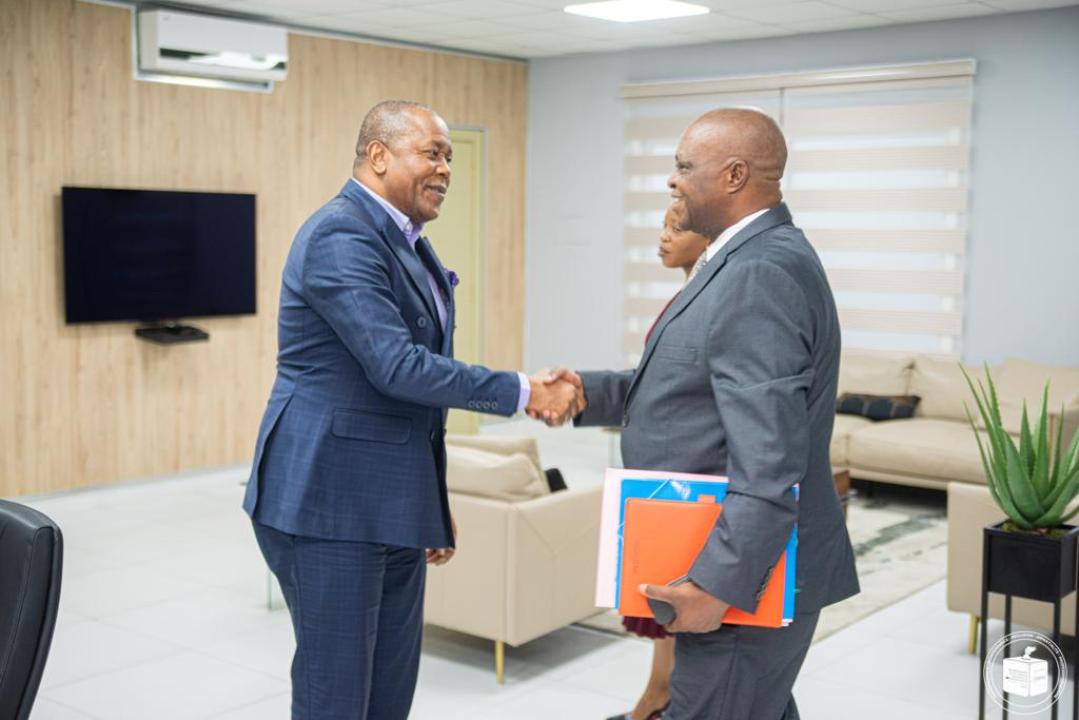 L'ancien vice-président de la CENI, Norbert Basengezi et le Président de la CENI Denis Kadima,  lundi 28 août 2023