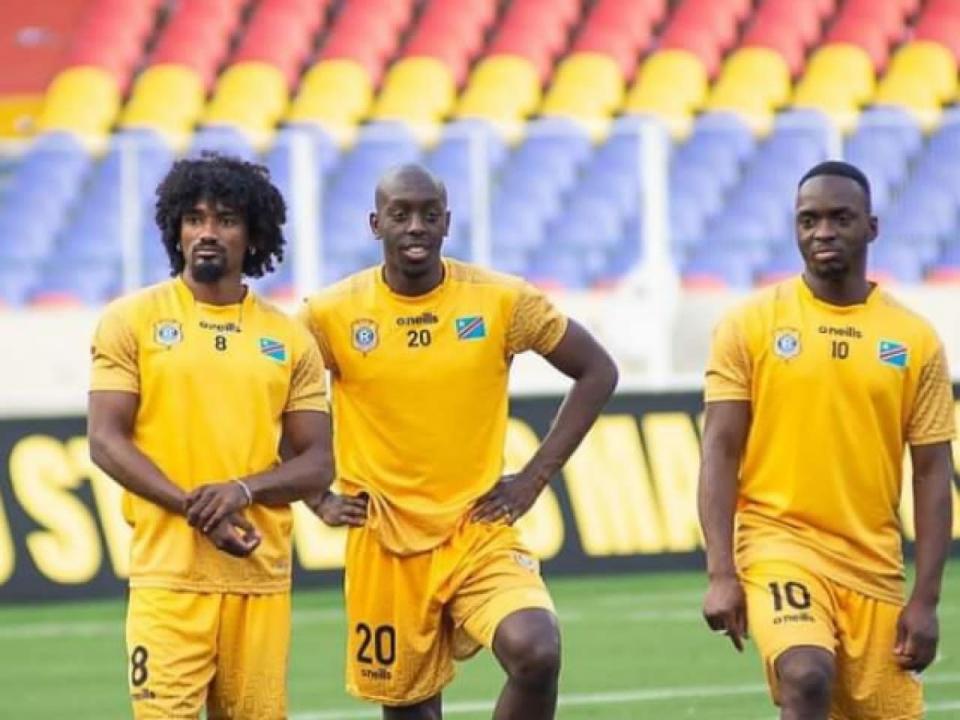 Samuel Moutoussamy, Yoane Wissa, et Neeskens Kebano, lors de la séance d'entraînement de l'équipe nationale de la RDC.