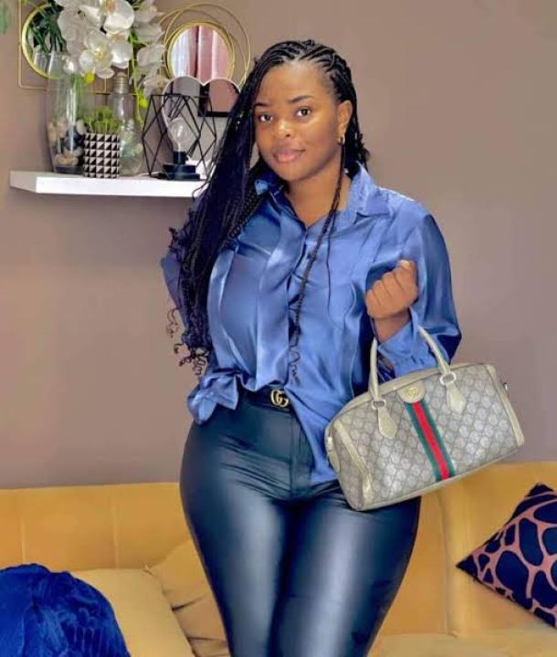 La Tiktokeuse, Sarah Ntshiola Kanku