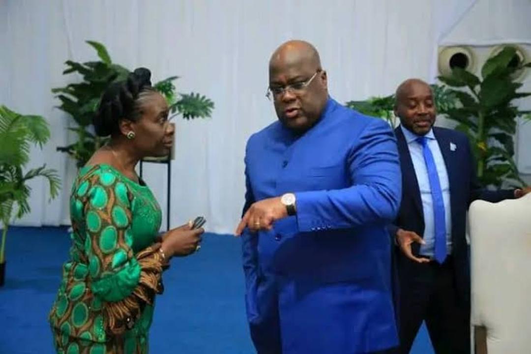 La ministre Adèle Kayinda et le Chef de l'État, Félix Tshisekedi 