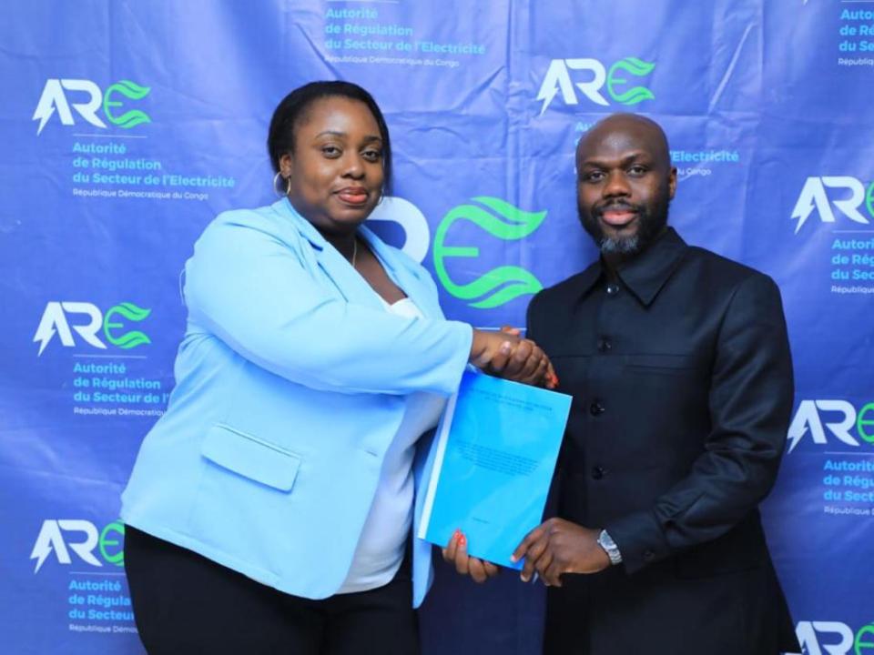 La responsable d'ARECOR RDC, Gisèle Yoko et Me Marco Kuyu, Directeur Général adjoint