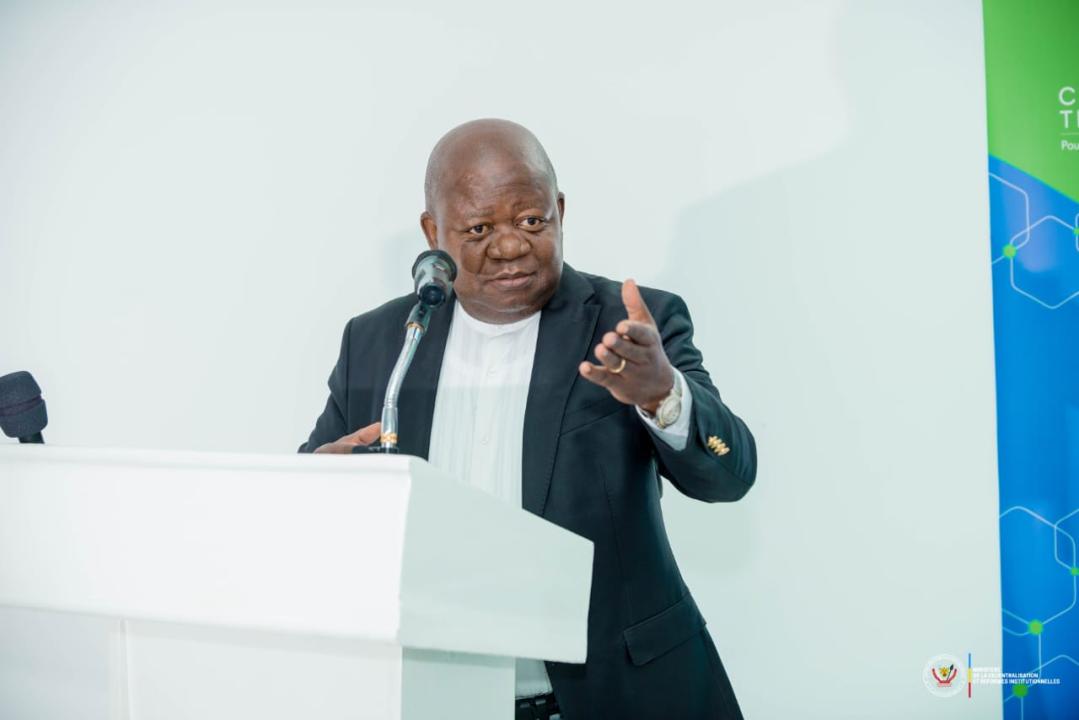 Justin Mangala, Directeur de cabinet du MinÉtat de la décentralisation Eustache Muhanzi