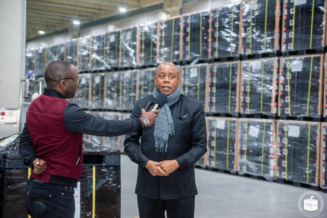 Le Président de la CENI Denis Kadima en mission officielle à la société coréenne Miru Système