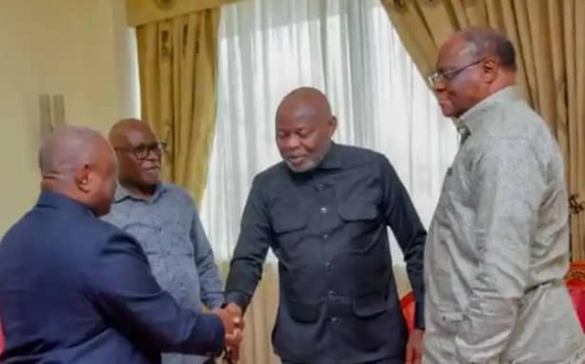 Vital Kamerhe lors de son arrivée à Luanda. [Photo d'illustration]