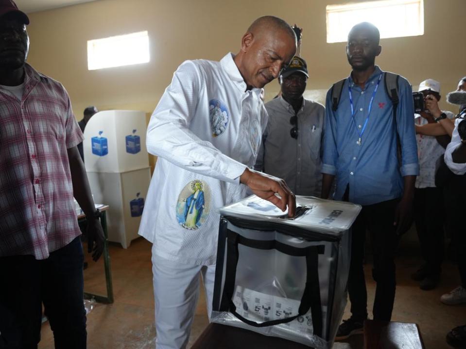 Moïse Katumbi au centre de vote “Notre Dame des pauvres” à la Ruashi.