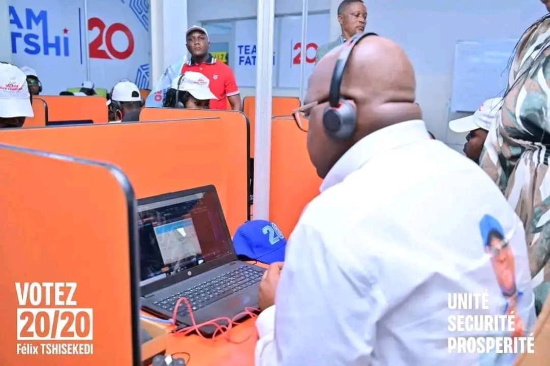 Félix Tshisekedi échange avec ses électeurs dans le cadre de sa campagne