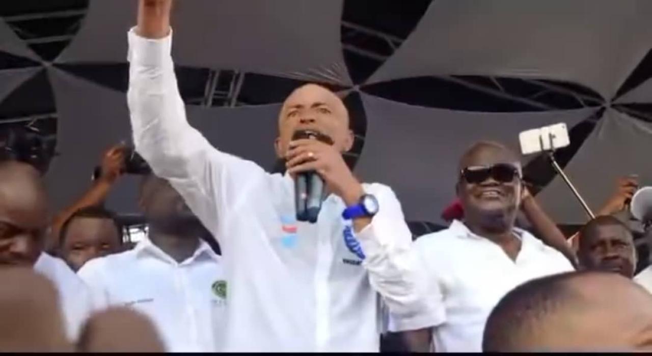 Moïse Katumbi aux terrains Ste Thérèse de N'Djili