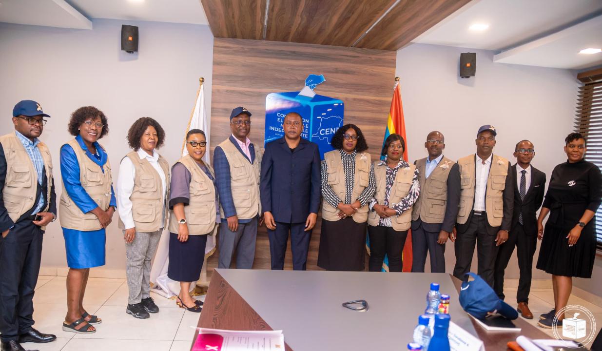 Une délégation de la SADC et le président de la CENI, Denis Kadima