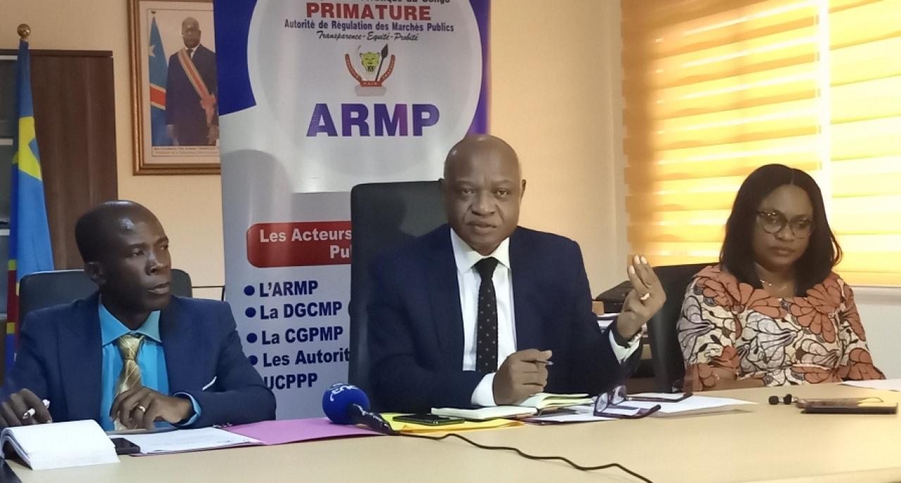 Le PCA de l'ARMP Armand Ciamala entouré de ses collaborateurs