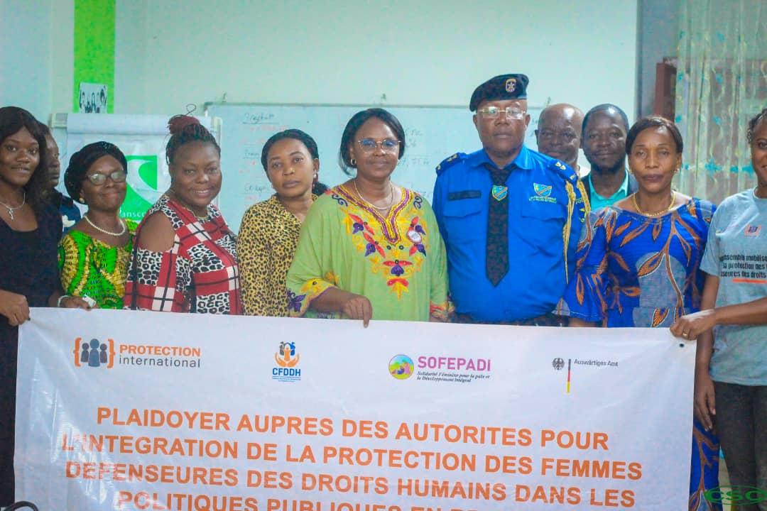 Les participants au plaidoyer