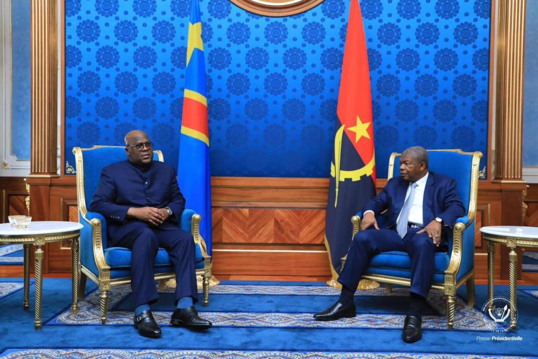 Le chef de l'état de la RDC Félix Tshisekedi et son homologue angolais Joao Lourenço à Luanda.