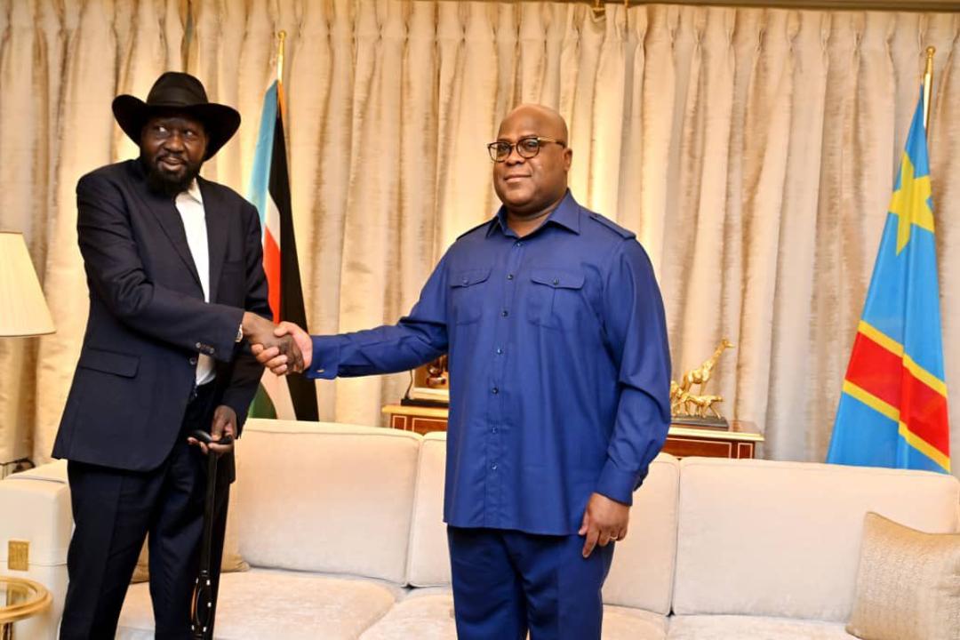 Poignée de main entre Félix Antoine Tshisekedi Tshilombo et son homologue du Sud du Soudan Salva Kiir Mayardit