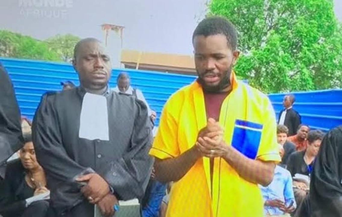 Le journaliste Stanis Bujakera devant ses juges naturels.