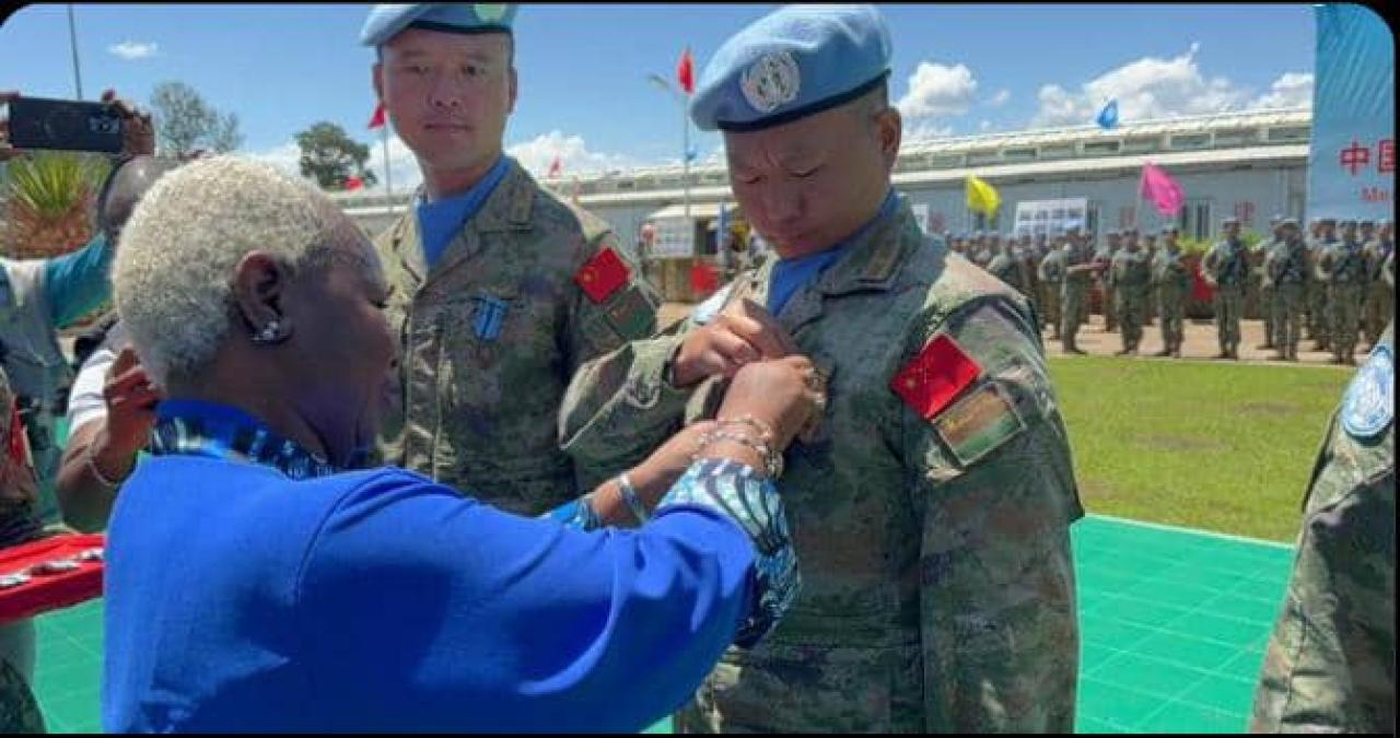 Madame Bintou Keita lors de la cérémonie d'hommage au contingent Chinois de la Monusco, pour la consolidation de la paix et de la sécurité au Sud-Kivu